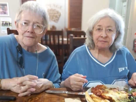Evelyn and Dian Synnott, of Aberdeen (2)