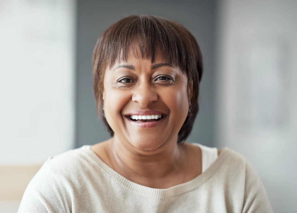 Arts-engagement-in-hospitals--women-smile-with-confident