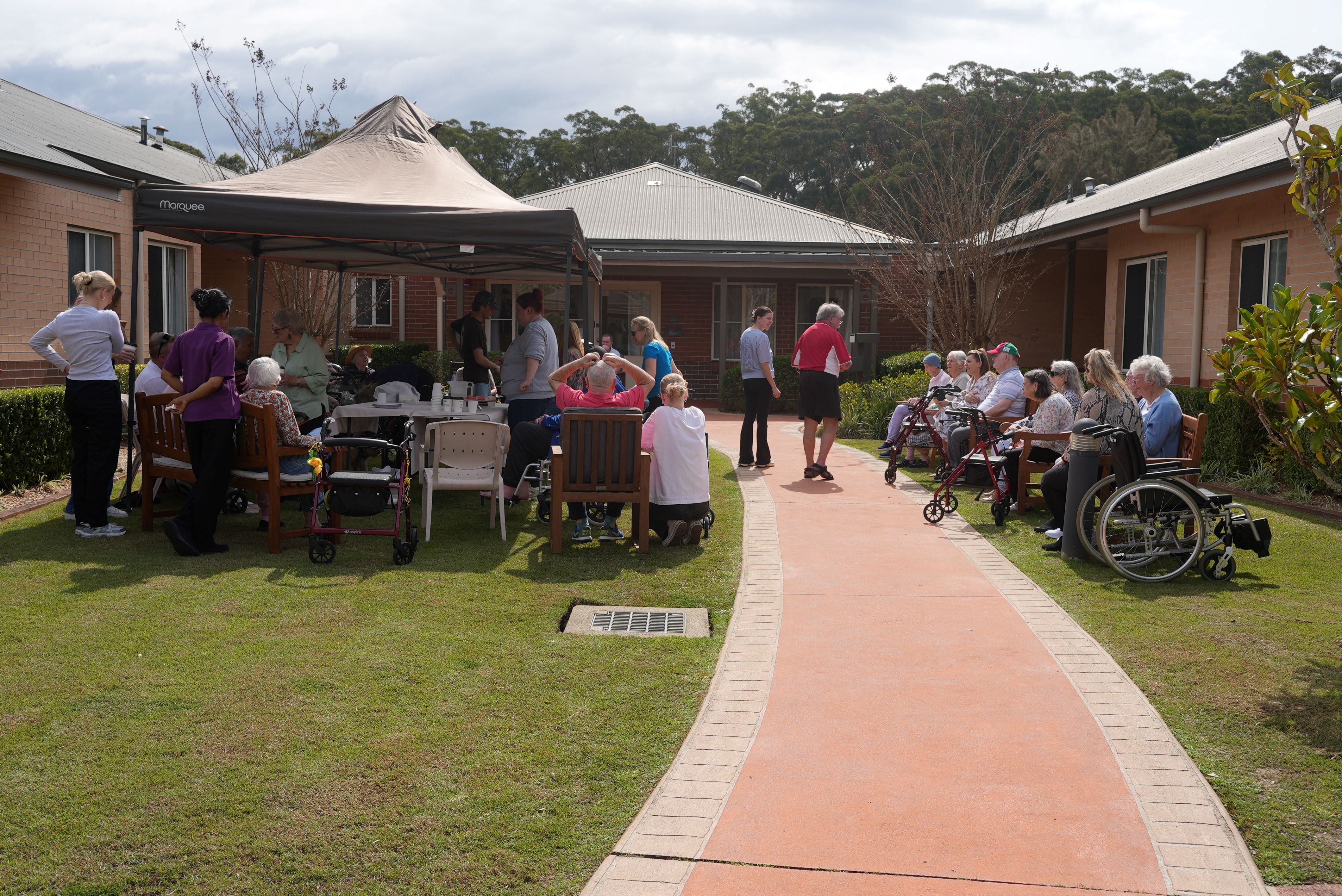 The festive atmospher at HammondCare Erina dementia care village (2.1mb)